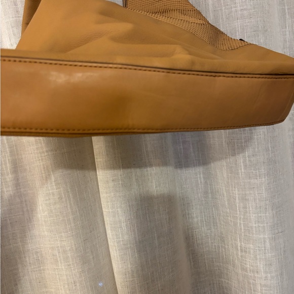 Louise et Cie Tan Leather Hobo Bag with Relaxed Silhouette - Picture 7 of 16